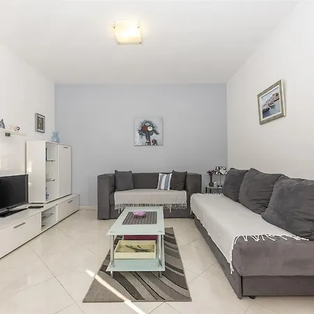 Apartment Jelena