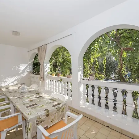 Jelena Apartment *
